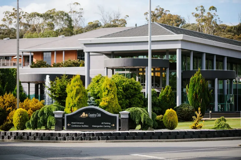 Landscaped facade of Country Club Casino