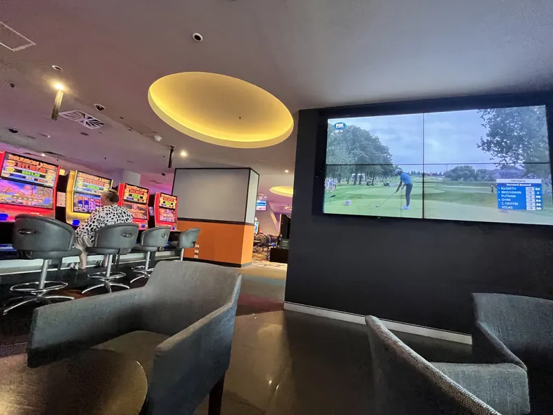 Sports lounge at Mindil Beach Casino Resort